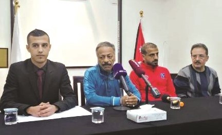 محمد عبدالله وحسين حاكم خلال المؤتمر الصحافي امس ﻿