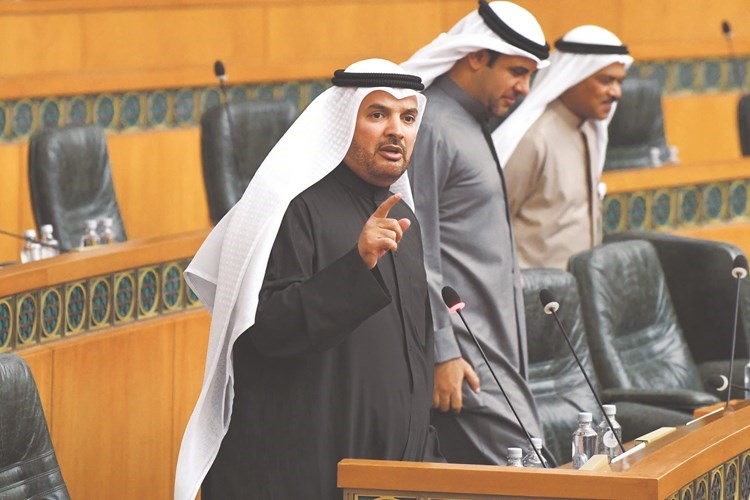 حمدان العازمي ﻿