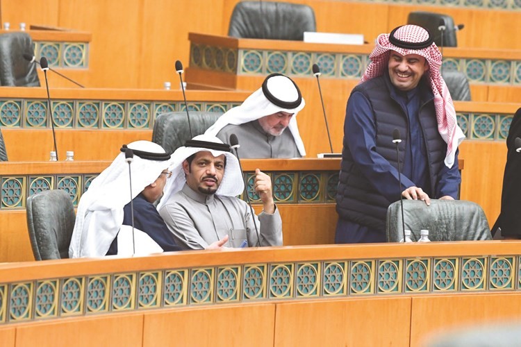 الشيخ خالد الجراح وماجد المطيري وثامر السويط وصالح عاشور﻿