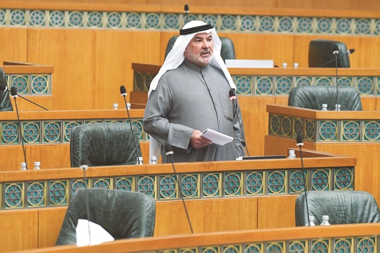 صالح عاشور ﻿