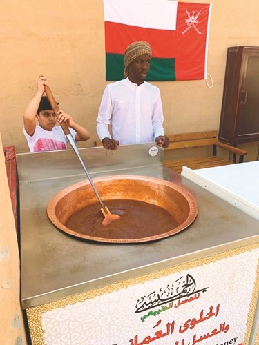 الناصر: 7 آلاف مشارك في مسابقات «الموروث الشعبي» لهذا العام