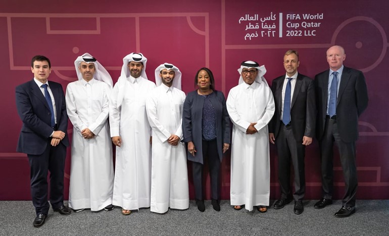 شراكة بين "فيفا" وقطر لتنظيم مونديال 2022