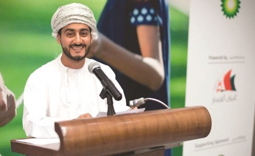 عاصم الصقري﻿
