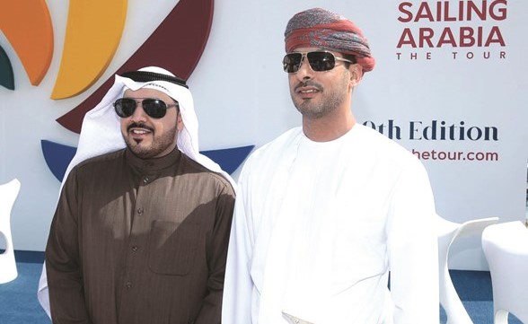 الشيخ سعد بن محمد السعدي مع الزميل عبدالعزيز جاسم﻿