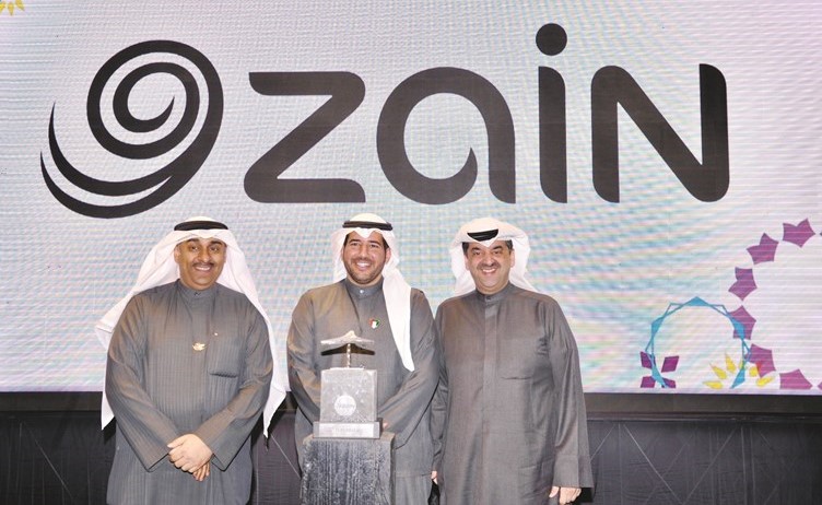 الشيخ عبدالله الأحمد وفيصل الأستاذ يكرمان وليد الخشتي على رعاية زين﻿