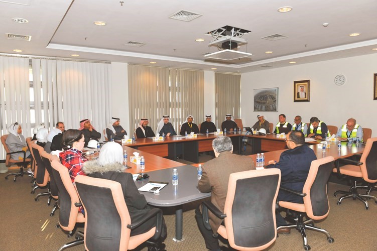 الأمانة العامة تتفقد مباني الكليات ومحطة الخدمات المركزية بمدينة صباح السالم الجامعية
