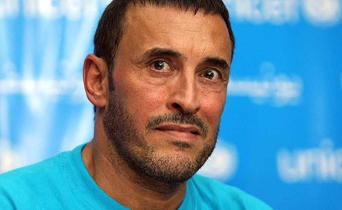 بالفيديو.. اعتذار صوتي من كاظم الساهر بعد الألم الذي سببه تغيير لقبه