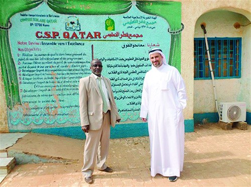 المطوع لدى زيارته مجمع قطر التعليمي
