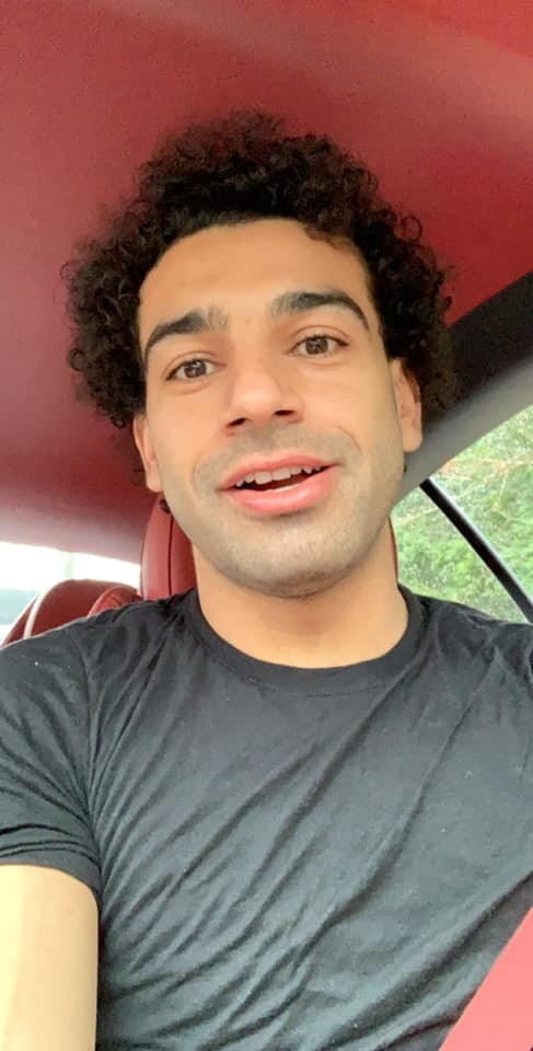 شاهد.. محمد صلاح بـ"لوك جديد" بدون لحية لأول مرة