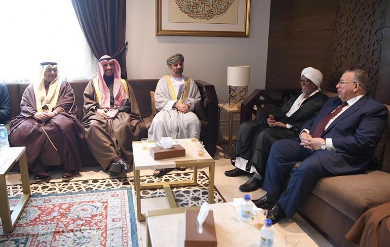الرئيس الغانم يؤكد رفض كل محاولات عزل السودان واستهدافه