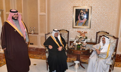 الأمير مستقبلاً أبناء الملك فهد بن عبد العزيز: العلاقات الكويتية السعودية راسخة..ومآثر الملك فهد ستبقى خالدة في التاريخ والأذهان