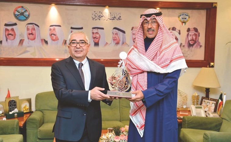محافظ الأحمدي بحث وسفير أرمينيا سبل التعاون المشترك
