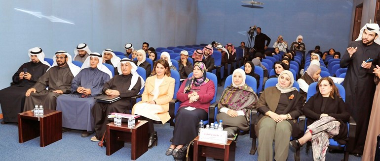 مركز «الخليج والجزيرة»: تعاطي الإنسان مع الموارد الطبيعية يتسم بالأنانية