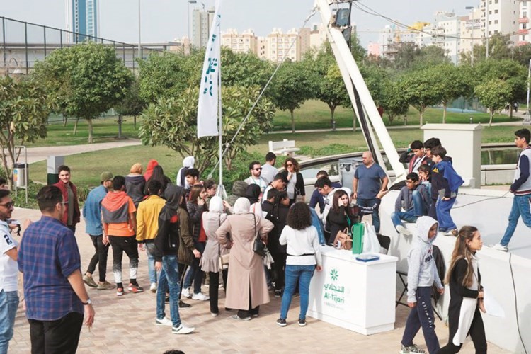 حضور كبير للفعالية في حديقة البوليفار بالسالمية﻿
