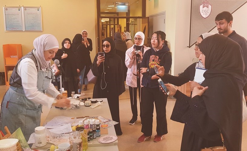 «الإدارية» تنظم سلسلة ورش العمل «قافلة المواهب»