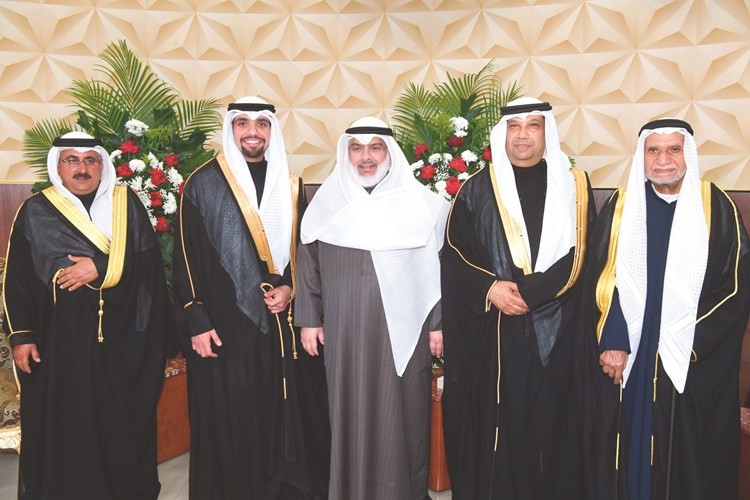 عادل الصرعاوي مباركا﻿