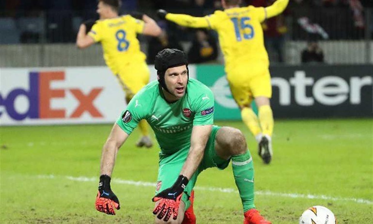 قنبلة بيلاروسيا تنفجر في وجه أرسنال.. وبيتيس يعود من 3-1 ليتعادل 3-3 ضد رين
