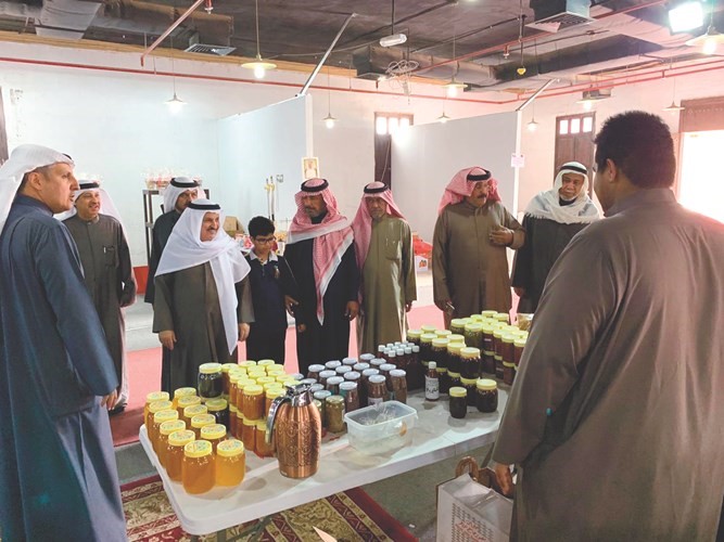افتتاح الجناحين القطري والبحريني في قرية صباح الأحمد التراثية