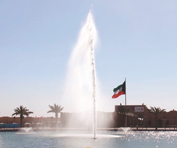 افتتاح الجناحين القطري والبحريني في قرية صباح الأحمد التراثية