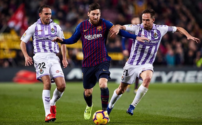 برشلونة تجاوز بلد الوليد بصعوبة