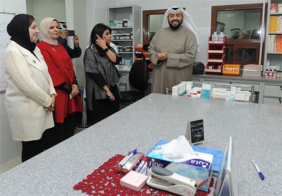 وزير الصحة: حريصون على ضمان تقديم خدمات صحية للمواطنين دون انتظار طويل