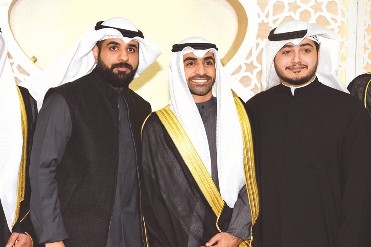 صالح المطيري ود.خالد الحربي يهنئان﻿