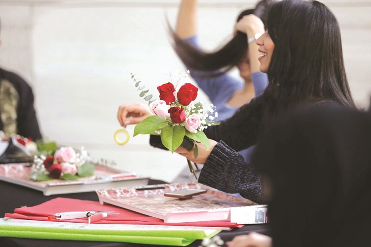 أكاديمية مركز الشيخ عبدالله السالم الثقافي تختتم مهرجان «Bloom»