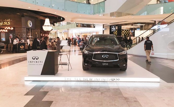 «إنفينيتي البابطين» تبهر زوار الكوت مول بـ «QX50»