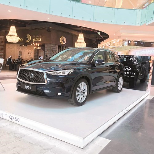«إنفينيتي البابطين» تبهر زوار الكوت مول بـ «QX50»