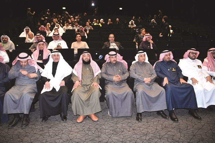 حضور كبير تابع فعاليات الندوة في مركز جابر الثقافي	(قاسم باشا)﻿