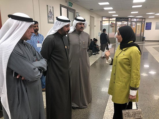 العقيل تفاجئ "إدارة عمل العاصمة" وتستمع لملاحظات الموظفين والمراجعين