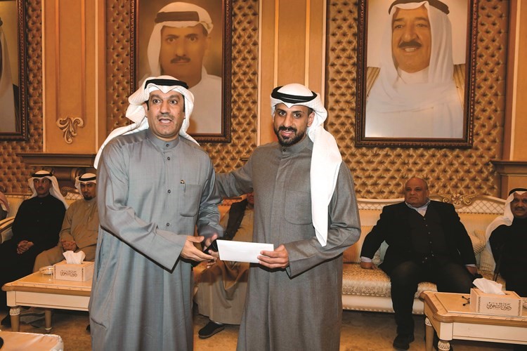 الشحومي مكرما قائد الابيض حسين حاكم ﻿
