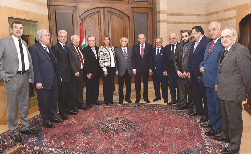 رئيس مجلس النواب نبيه بري مستقبلا مجلس نقابة الصحافة برئاسة النقيب عوني الكعكي(محمود الطويل)﻿