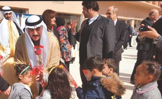  يوسف مصطفى مع اطفال الحضانات ﻿