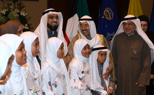 الأمير مستقبلاً أيتام قرية صباح الأحمد الخيرية في إندونيسيا: أعمال الخير ركائز سامية جبل عليها أهل الكويت
