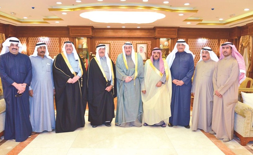 الشيخ فيصل الحمود مستقبلا وجهاء آل الجربا وقبيلة شمر﻿