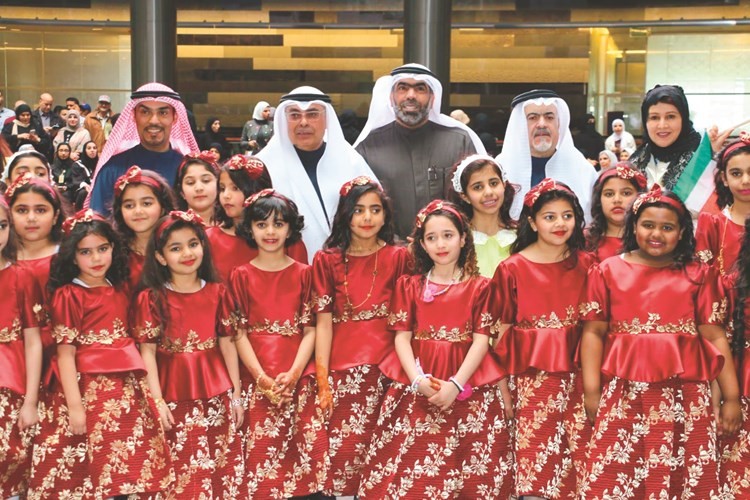 «التربية» احتفلت بالأعياد الوطنية