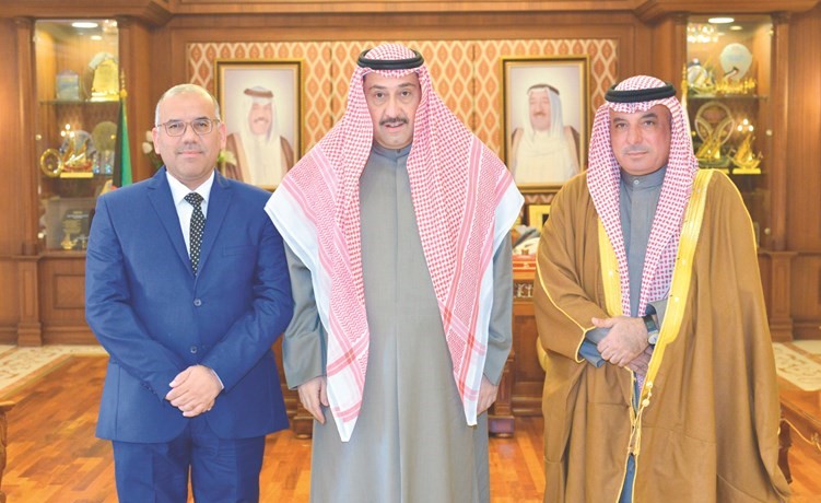 الشيخ فيصل الحمود مستقبلا عضو مجلس النواب العراقي صفاء الغانم﻿