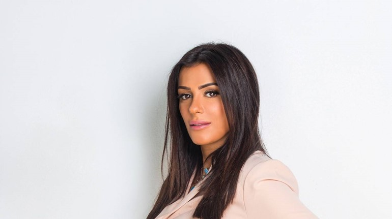 نجمات شهيرات يلجأن للطبيب النفسي وهذه أسبابهن