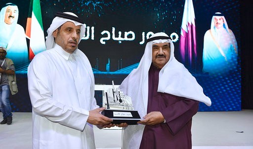 بالفيديو.. ممثل الأمير شارك في حفل تدشين مشروع "محور صباح الأحمد" في الدوحة