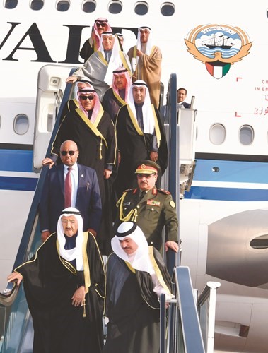 صاحب السمو والوفد المرافق لسموه لدى وصولهم إلى شرم الشيخ﻿