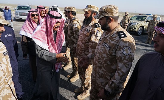نائب الأمير لرجال أمن الحدود: الوقوف بالمرصاد لكل من يحاول العبث بأمن الكويت