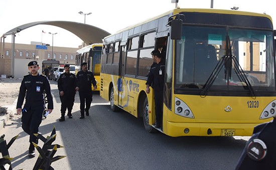 الإفراج عن 147 سجيناً صباح اليوم ممن شملهم العفو الأميري