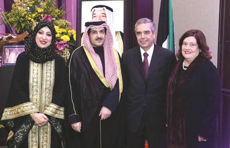 السفير يوسف عبدالصمد وحرمه مع السفير البرازيلي في صربيا﻿