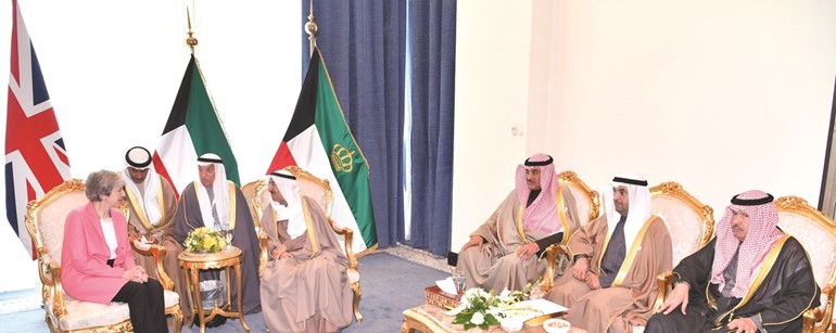 صاحب السمو الأمير الشيخ صباح الأحمد يستقبل رئيسة وزراء المملكة المتحدة تيريزا ماي ﻿