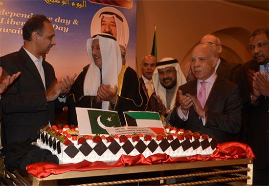 خلال احتفال سفارتنا لدى باكستان بالعيد الوطني