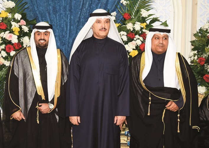 د.جمال الحربي يهنئ حمد الحربي والمعرس سعود الحربي﻿