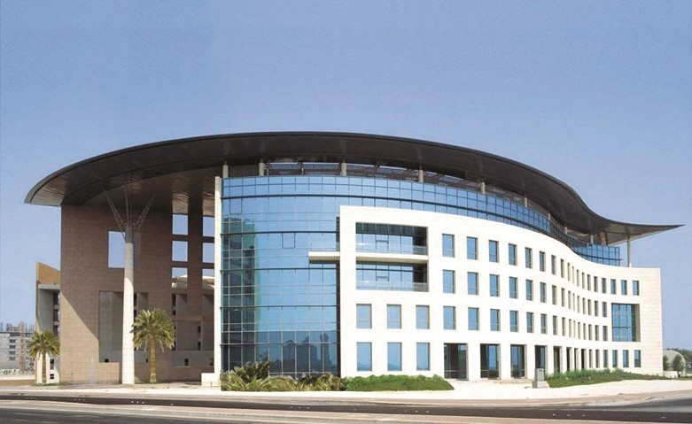 ﻿مبنى البنك الأهلي المتحد - البحرين﻿