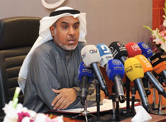 فهد الشعلة خلال المؤتمر الصحافي
