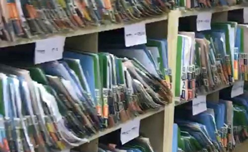 غرفة الملفات خالية تماما﻿